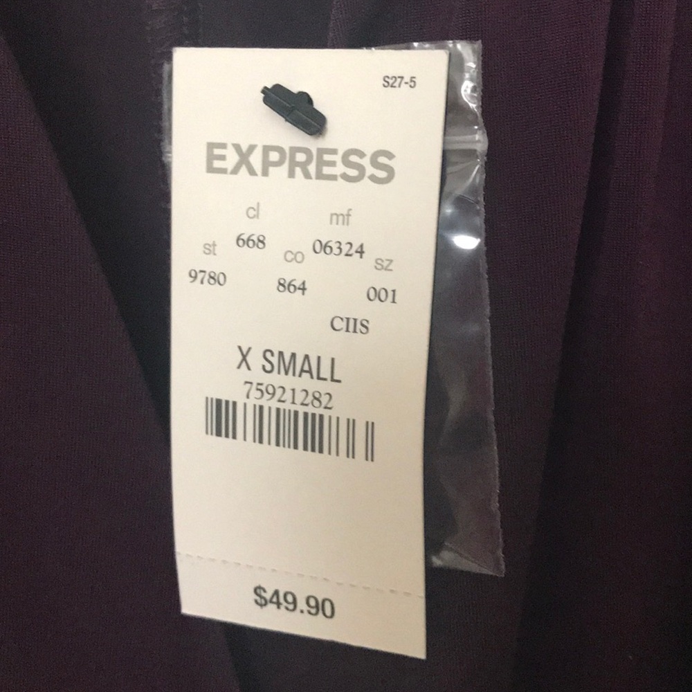 NWT XS Express Top - Picture 3 of 4
